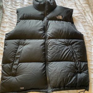 Men’s North Face Black Full Zip Vest - 700 Down